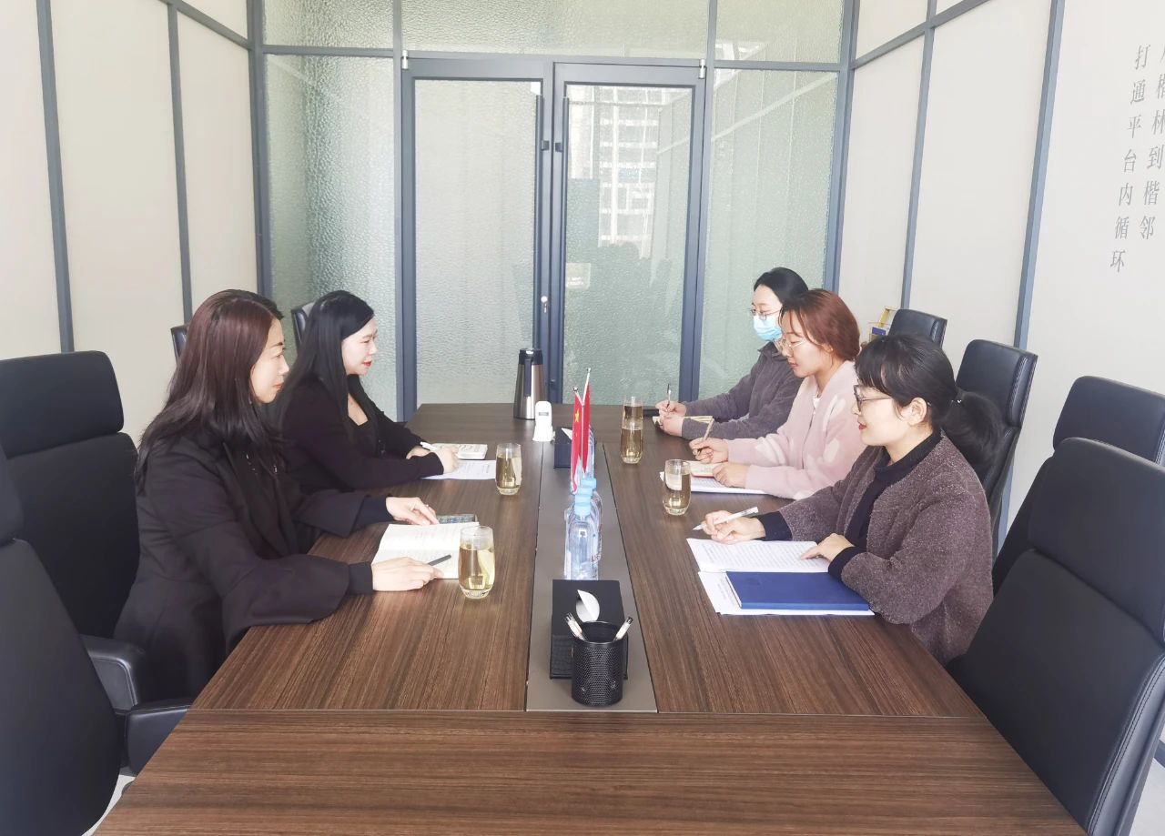 省侨商会召开“近期重点工作情况通报暨学习贯彻习近平新时代中国特色社会主义思想主题教育动员部署会”，宣贯相关工作要求