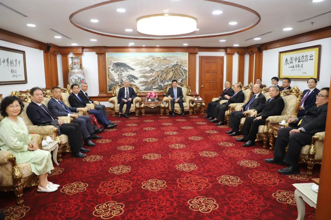 海南省侨商会一行赴泰国中华总商会深度交流—以侨为桥推动泰琼经济文化高质量发展