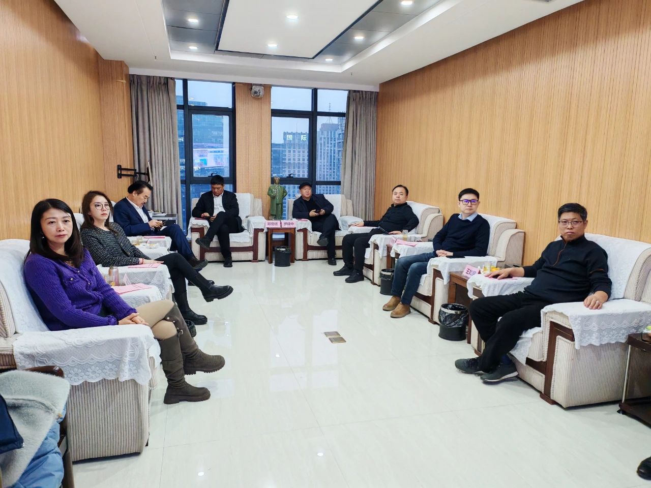 河南省侨商会走进常务副会长企业蓝翎环科，共探行业新机遇