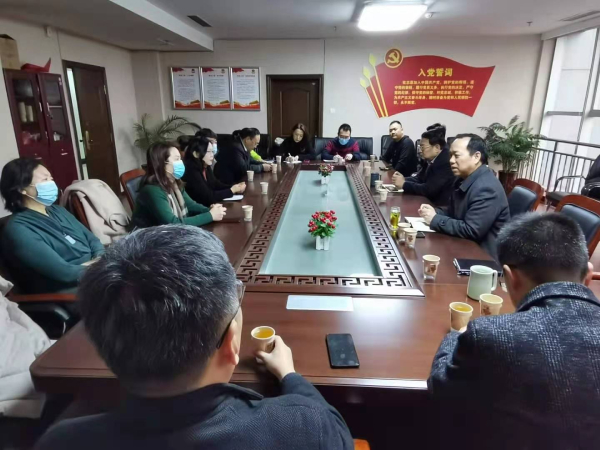 洛阳市侨联召开参政议政工作座谈会