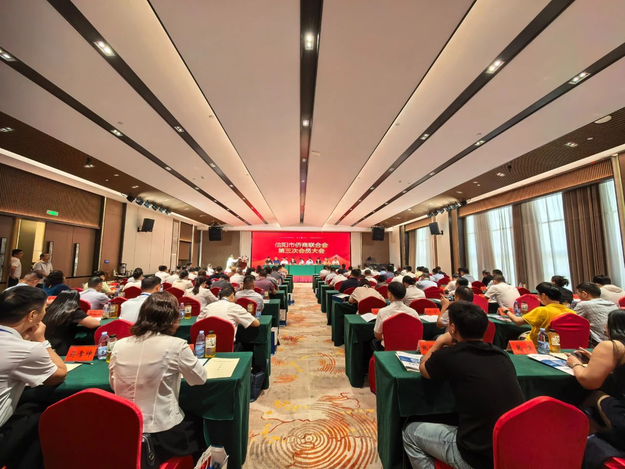 【团体会员】信阳市侨商联合会第三次会员大会胜利召开，河南省侨商联合会常务副会长张士勇出席会议并致辞