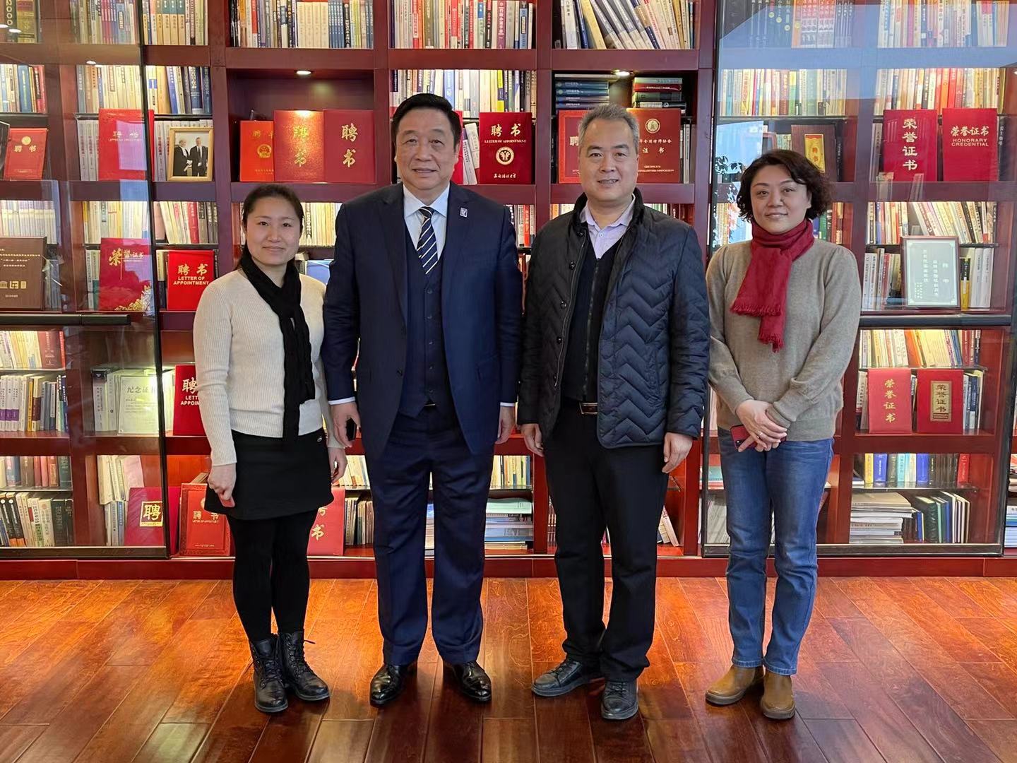郑州市侨联调研金博大律师事务所