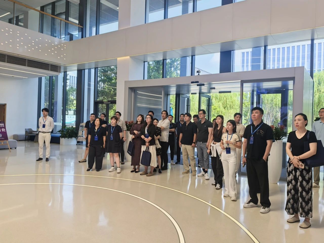 中国侨联海外留学生研修班在萧山考察